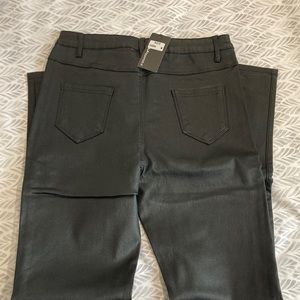 Pantalones negros ajustados.. from SHEIN